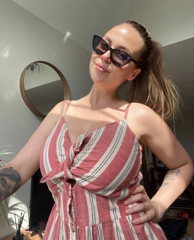 !! NO PRICE TAG, NO COST !!—just chemistry that sets us both on fire. All heat, NO COST . COME FUCK ME HARD… 💎” - Image 3